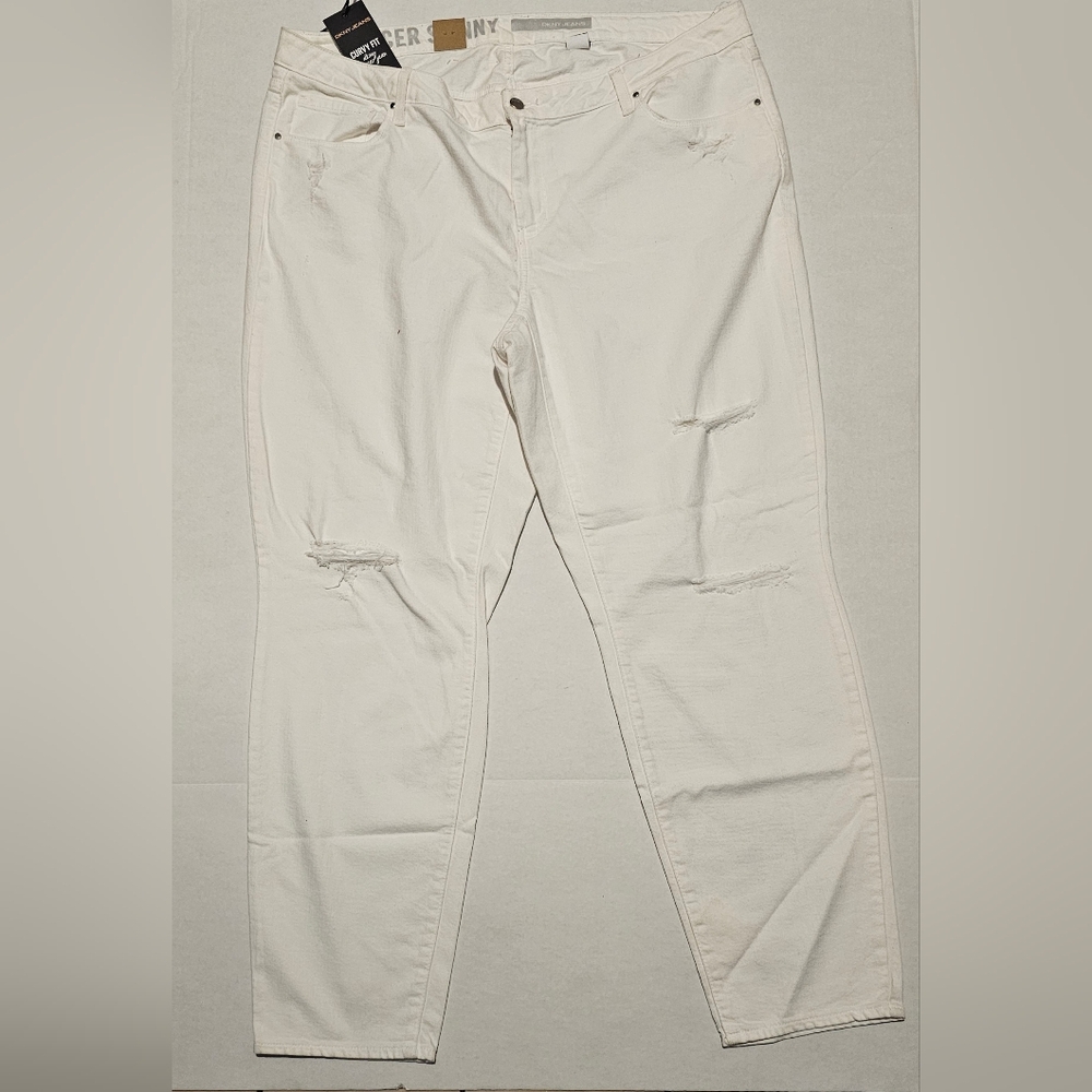 NWT Off-white DKNY/Lane Bryant Destructed Skinny Jeans